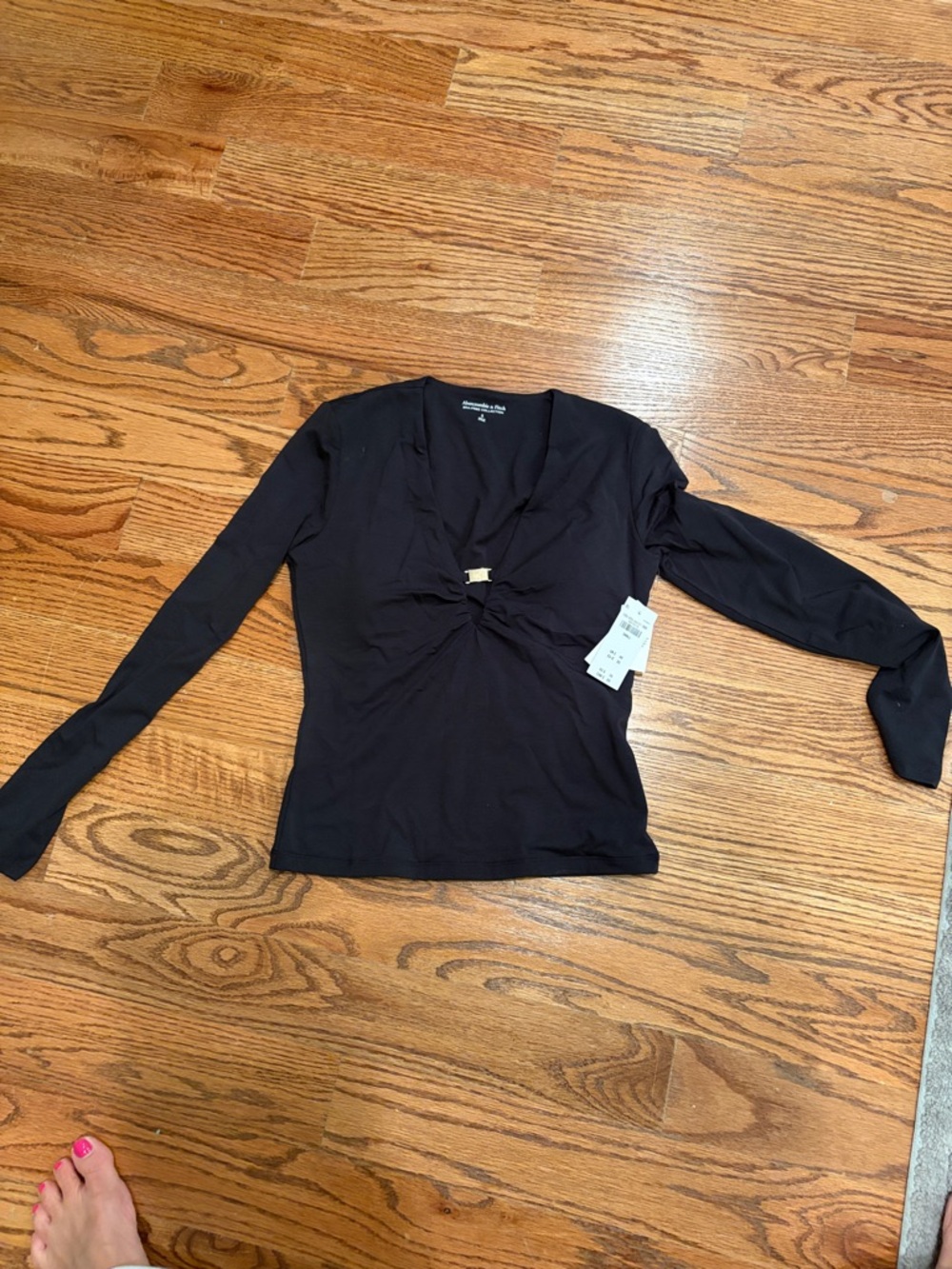 Abercrombie & Fitch Black Long-Sleeve Twist-Front Top with Gold Accent